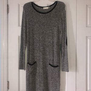 RD STYLE HEATHER GREY SWEATER DRESS W ELBOW PATCH